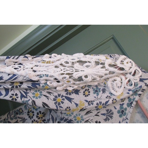 Style & Co. Women's Gray Floral Lace Insert Cold Shoulder Pullover Blouse Size M - Picture 5 of 7